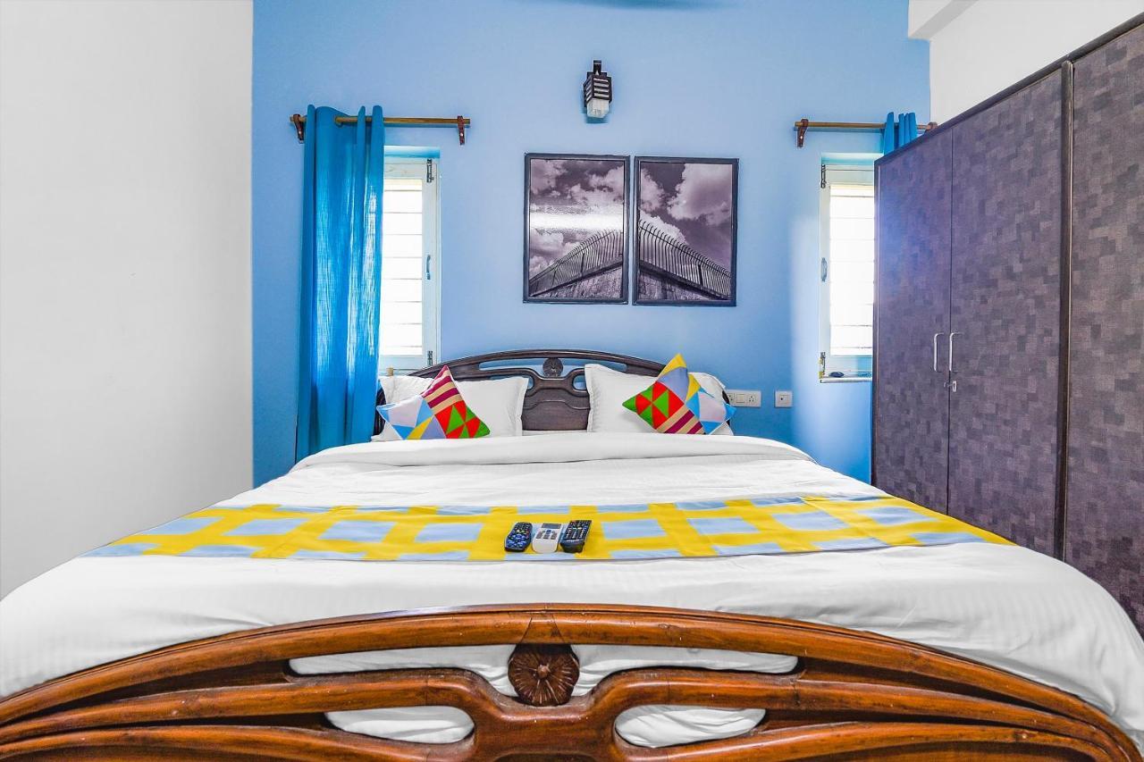 Guest house Simplistic 1br Near Aditya Ram Nagar